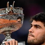 Carlos Alcaraz beats Jannik